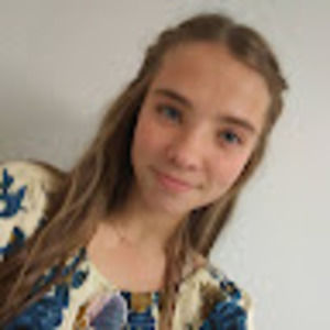 Meet your Posher, Aisha